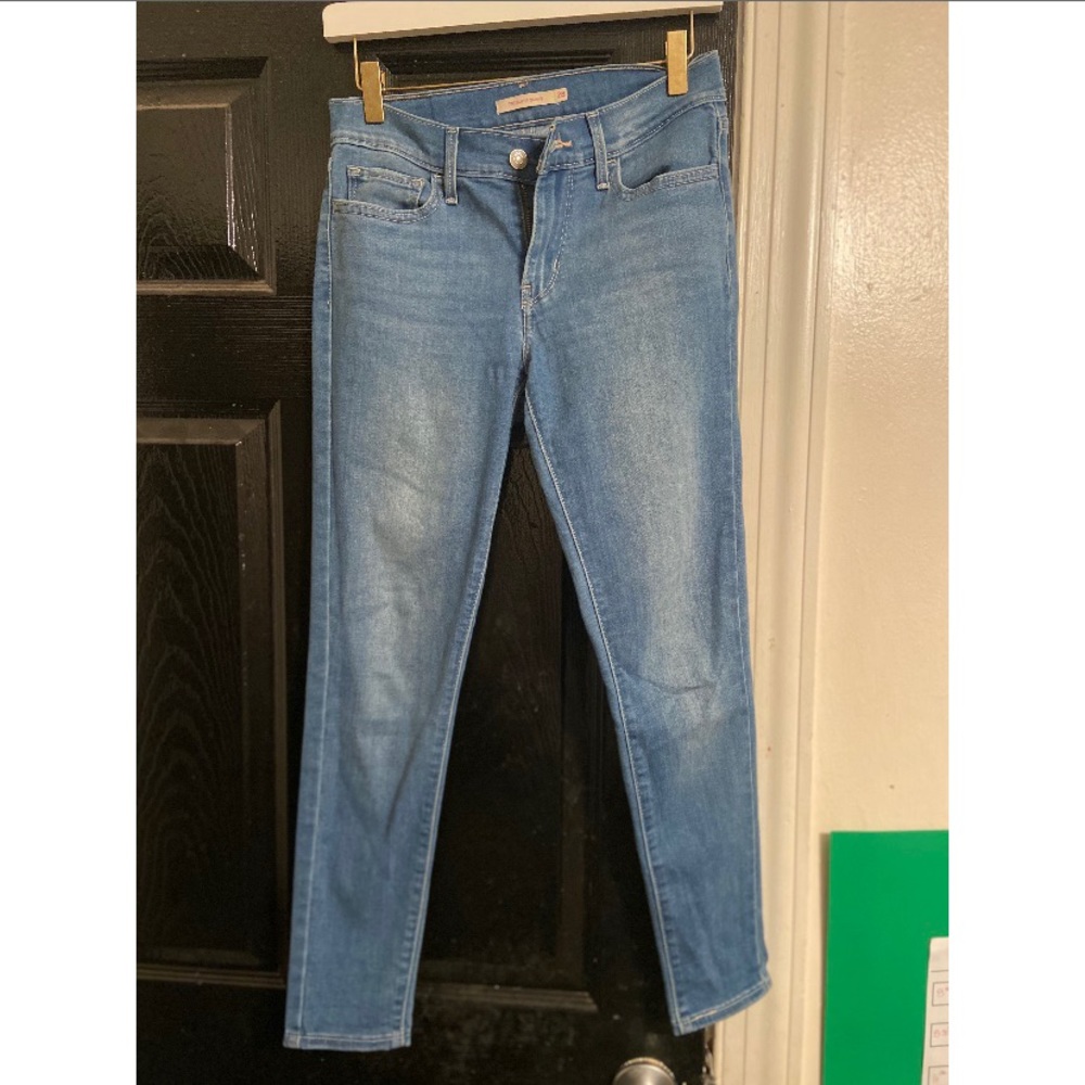 Levi’s Jeans
